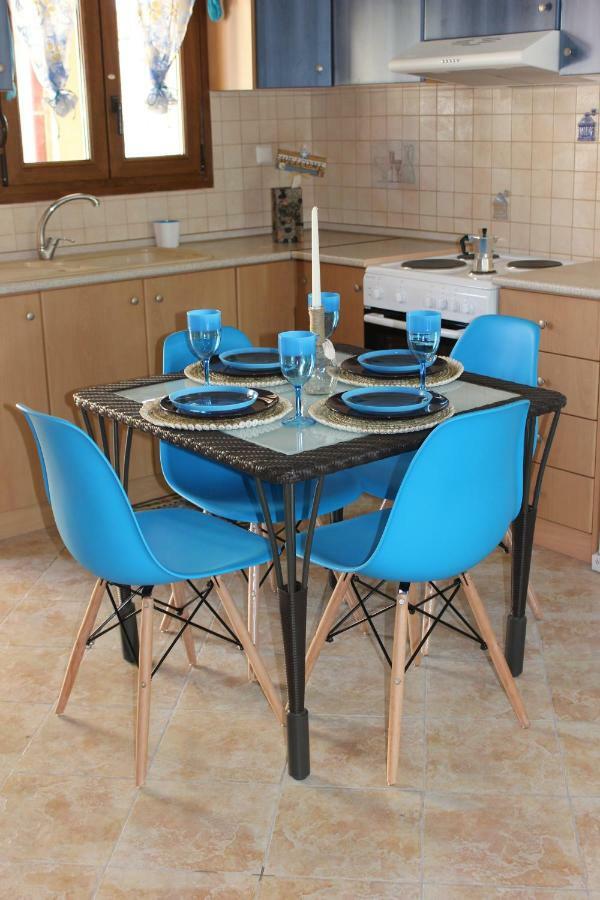 Siviri Apartment In Blu Екстериор снимка